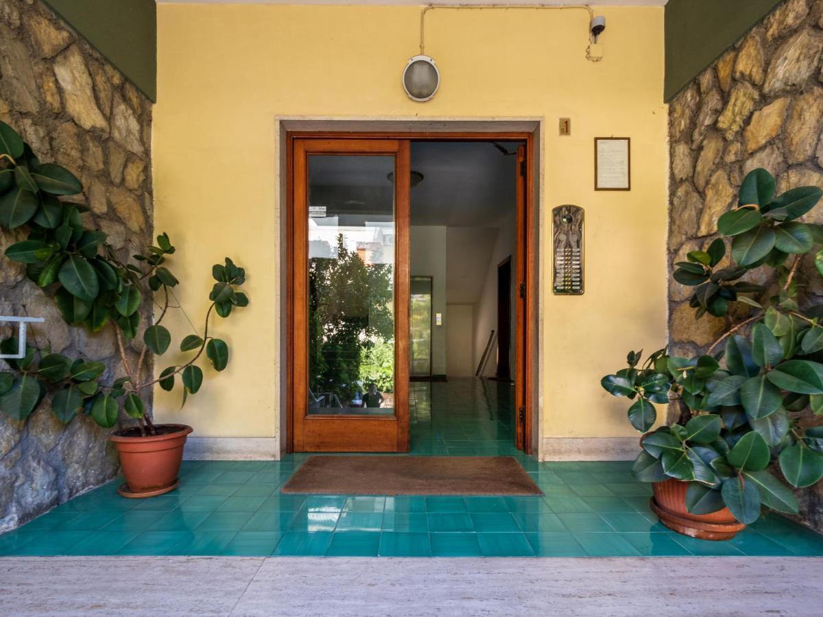 Azzurro Park Suite - De Vivo Realty Sorrento Exterior foto